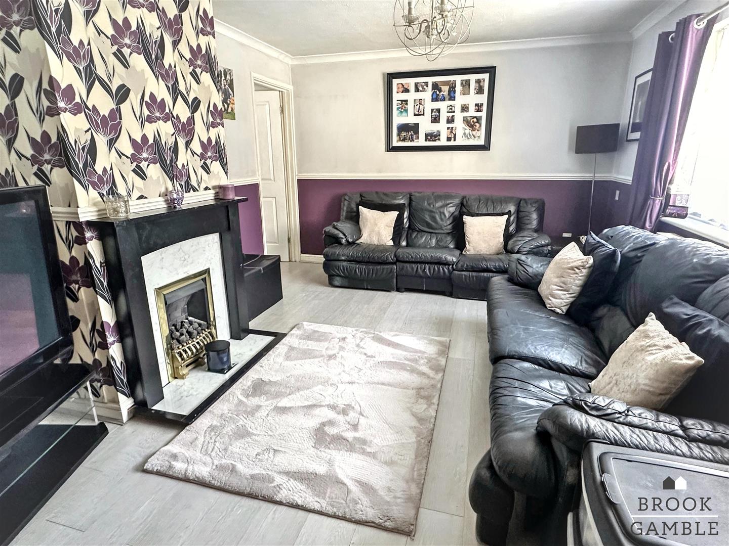 3 Bedroom House. Oulton Close in Eastbourne,  5